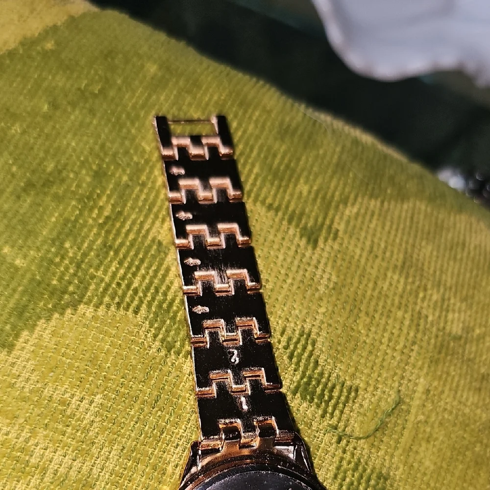 Rose Gold Watch  Link Bracelet Like New Accessories Quartz Women Men